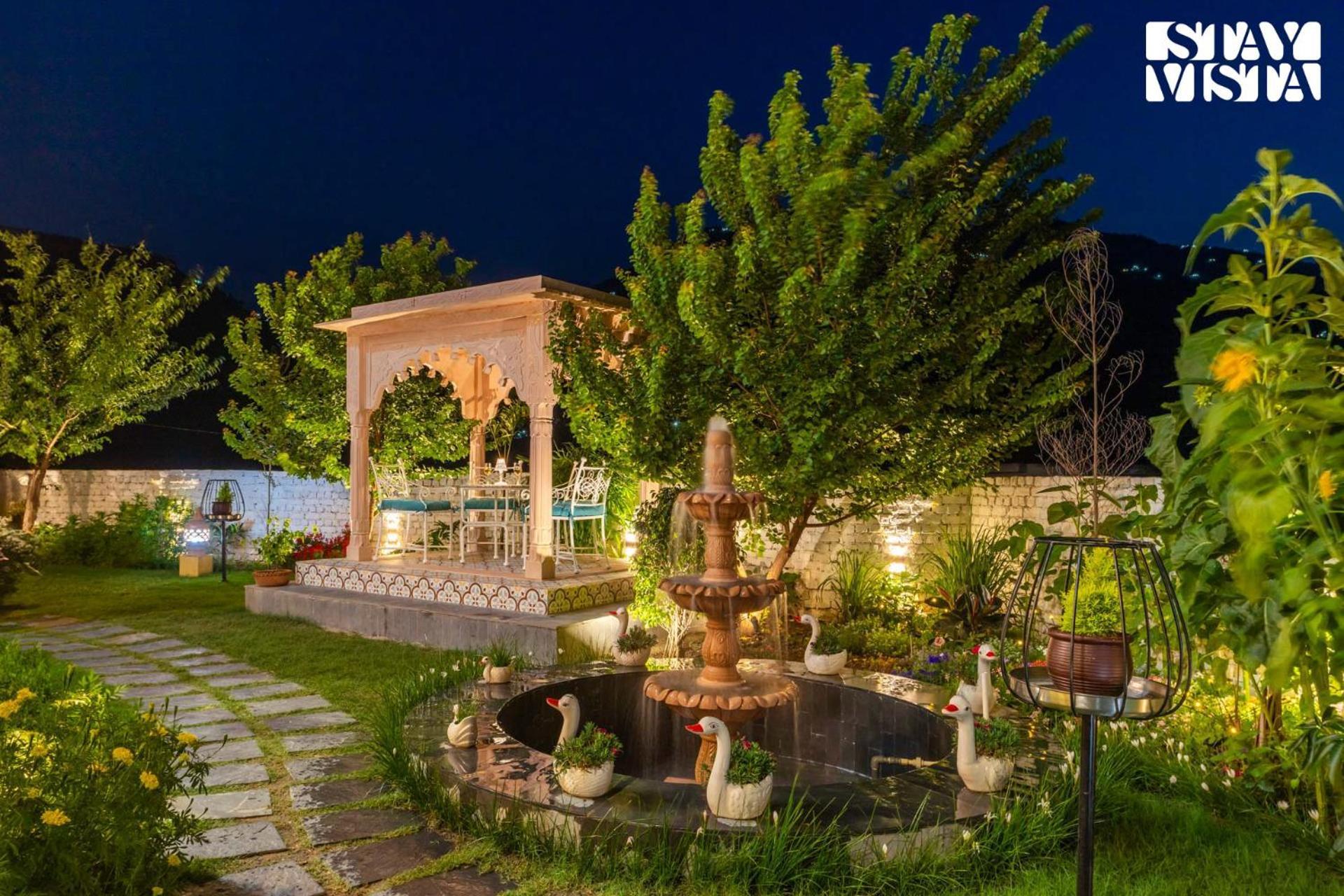 Stayvista At The Oakridge 4 Bhk Villa In Dharamshala With Jacuzzi & Balcony Chamba (Himachal Pradesh) Exteriör bild